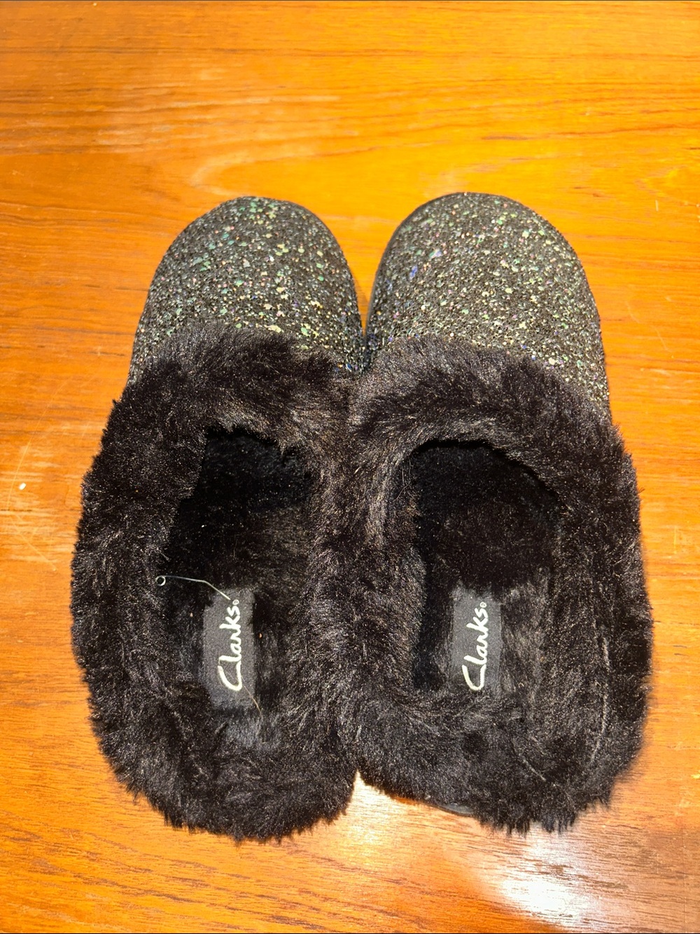 Clarks Black Glitter Slipper Clogs Faux Fur Trim Lining